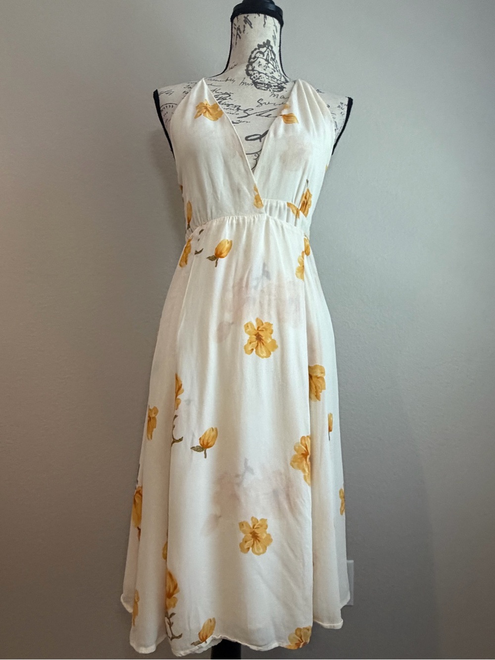 Reformation Shirley Wrap Midi Dress Butter Yellow Floral Cottagecore | S - Picture 2 of 7